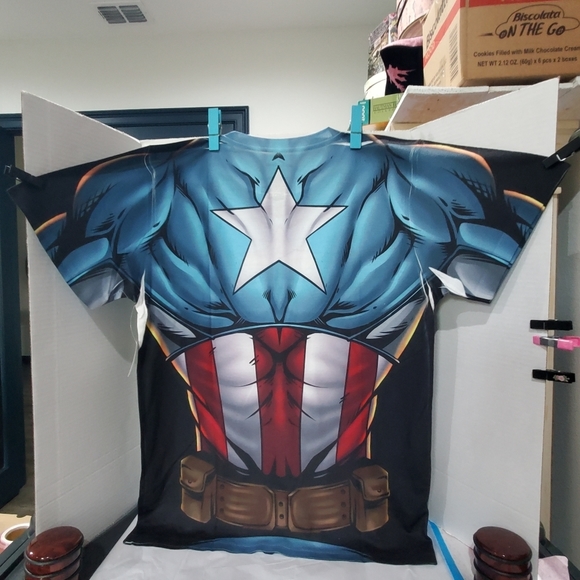 NWT Universal Studios Captain America T-Shirt L👀K Size L 👌 AWESOME - Picture 4 of 11